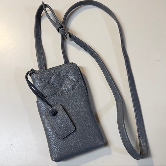 Clarks Dark Gray Leather Quilted Pattern Haft Zip closure Crossbody Bag NWOT - Picture 14 of 14